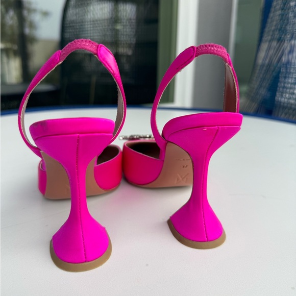 Vibrant Fuchsia Slingback Heels with Sparkling Embellishment size 37 - Picture 7 of 12